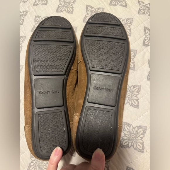 Calvin Klein - Picture 2 of 3